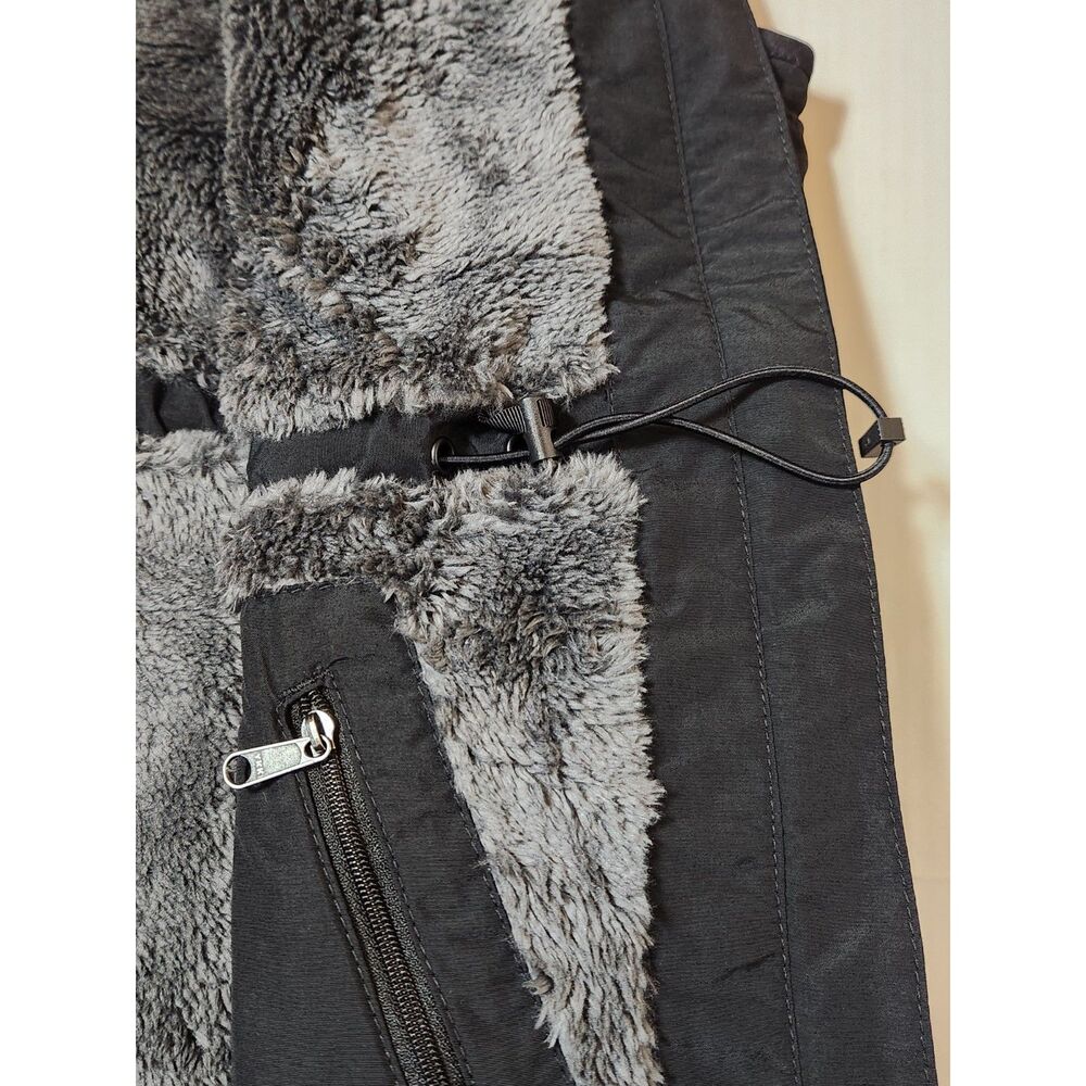 Carhartt Rain Defender Sherpa‑Lined Vest Women’s Medium Black - Picture 6 of 10